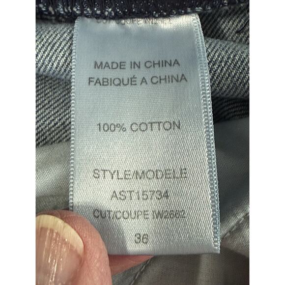 Y2K Guess Jeans Men Straight Leg Sz 36x32 Modele Distressed Button Fly Grunge - Picture 15 of 16